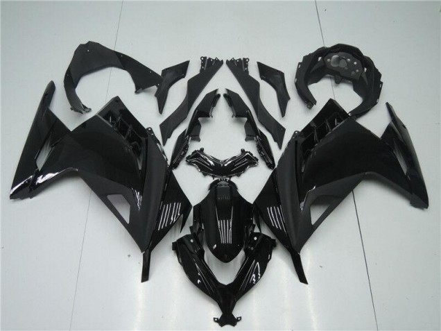 Carenado Kawasaki EX300 2013-2016 - Brillante Negro Mate Carenado Kawasaki EX300 2013-2016 - Brillante Negro Mate