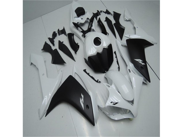 Carenado Yamaha R1 2007-2008 - Blanco Negro Carenado Yamaha R1 2007-2008 - Blanco Negro