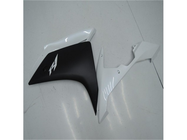 Carenado Yamaha R1 2007-2008 - Blanco Negro Carenado Yamaha R1 2007-2008 - Blanco Negro