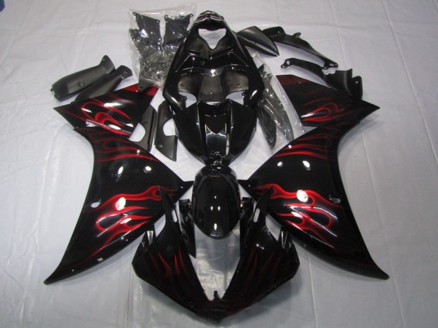 Carenado Yamaha R1 2009-2011 - Negro Rojo Llama Carenado Yamaha R1 2009-2011 - Negro Rojo Llama