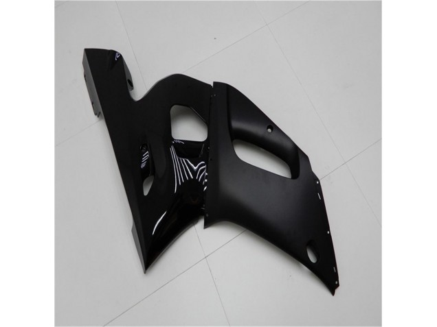 Carenado Yamaha R6 1998-2002 - Brillante Negro Mate Carenado Yamaha R6 1998-2002 - Brillante Negro Mate