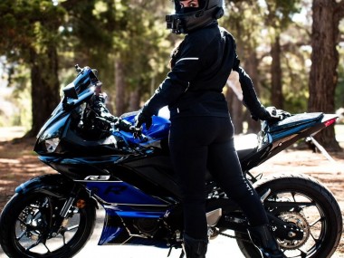 Carenados Moto Yamaha YZF R3/R25 2022-2024 - Azul Negro Brillante