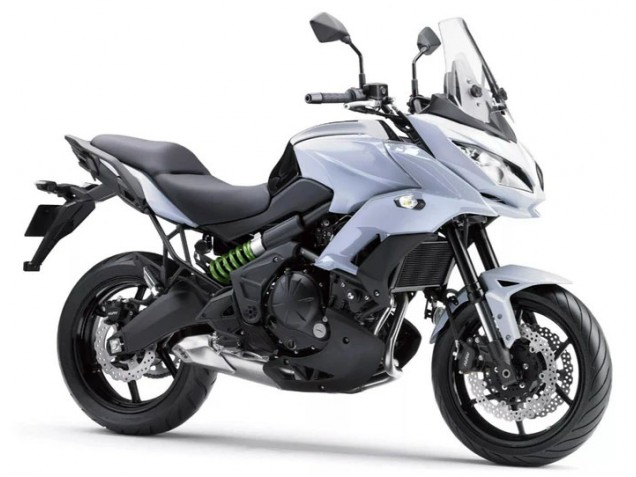 Carenados Moto Kawasaki Versys 650 2015-2021 - Blanco Negro Mate